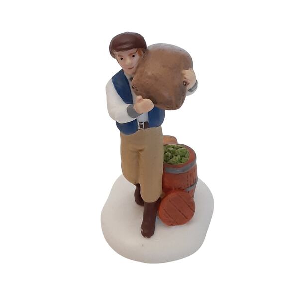 Department 56 Dickens Village Series Chiswick Brewboy Figure Christmas 2012 - Picture 3 of 10